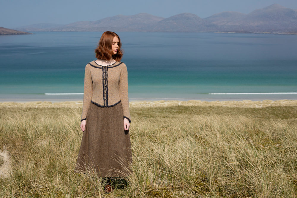 Elizabeth Woodville hand knitwear design from the book Tudor Roses by Alice Starmore