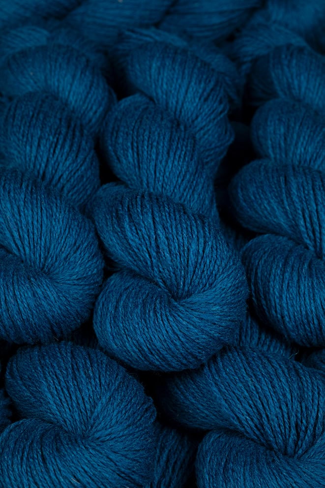 Alice Starmore 2 Ply Hebridean hand knitting yarn in Mara