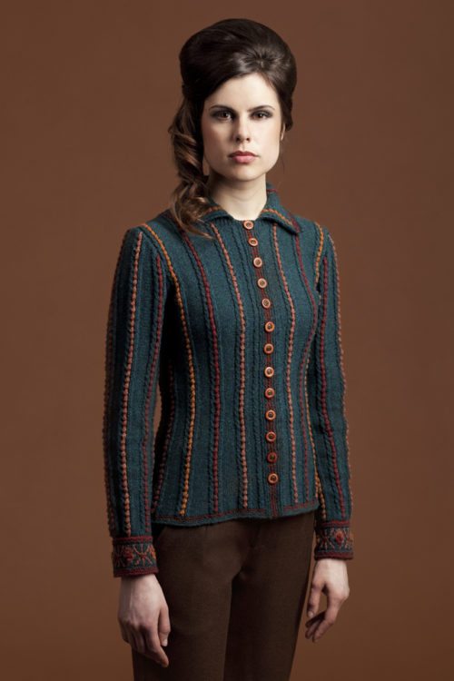 Anne Boleyn hand knitwear design by Alice Starmore from the book Tudor Roses