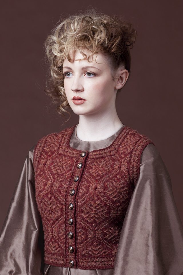 Elizabeth of York hand knitwear design by Alice Starmore from the book Tudor Roses