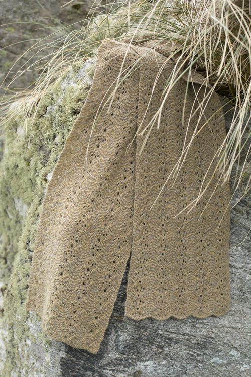 Birdsfoot patterncard kit by Alice Starmore in Hebridean 2 Ply pure British wool hand knitting yarn