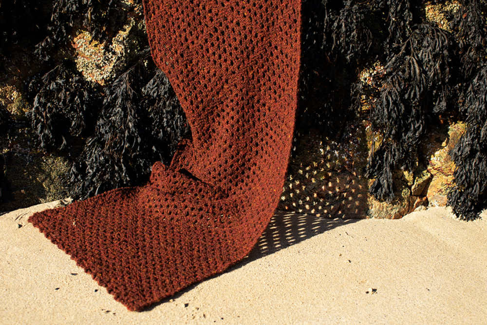 Driftnet Scarf patterncard knitwear design by Alice Starmore in pure wool Hebridean 2 Ply hand knitting yarn