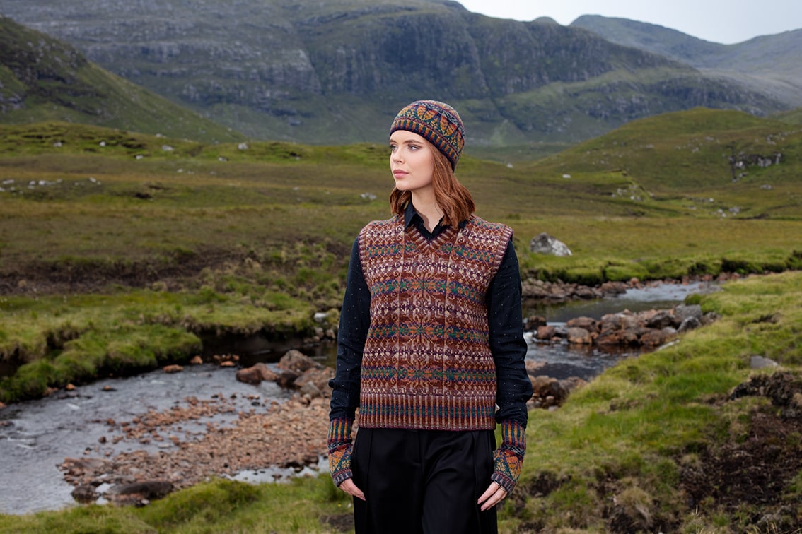 Thoroughbred Vest and Oregon Autumn Hat Set patterncard knitwear designs by Alice Starmore in pure wool Hebridean 2 Ply hand knitting yarn