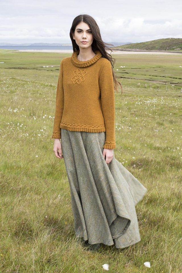 Eightsome Reel patterncard kit by Alice Starmore in Hebridean 3 Ply pure British wool hand knitting yarn