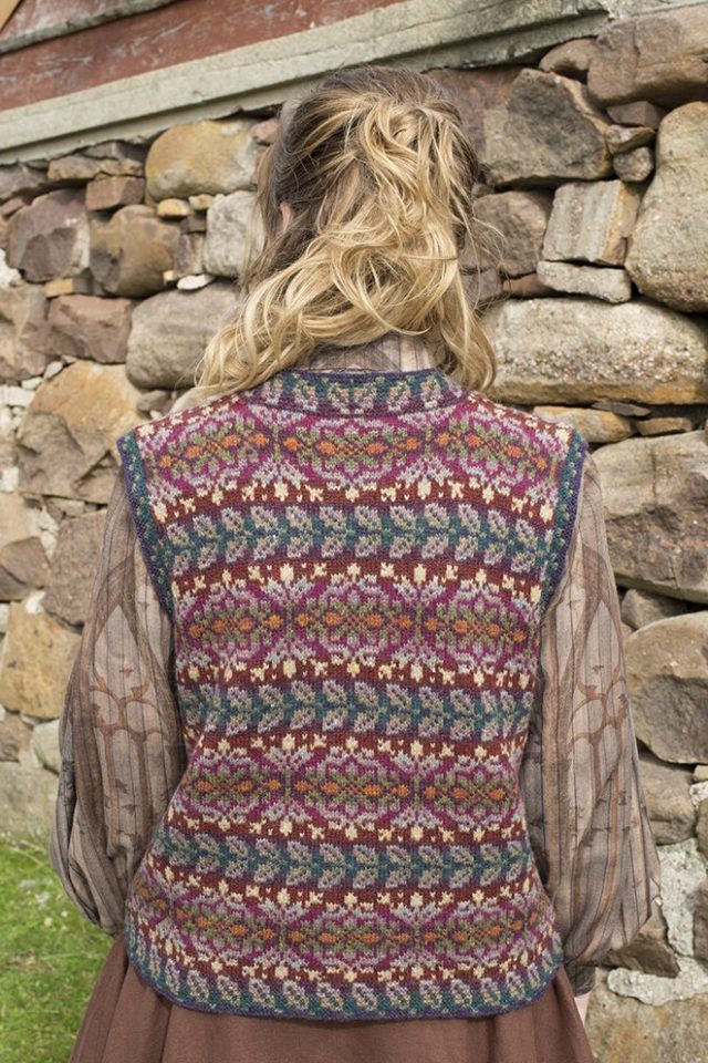 Flora patterncard kit by Alice Starmore in Mountain colourway Hebridean 2 Ply pure British wool hand knitting yarn