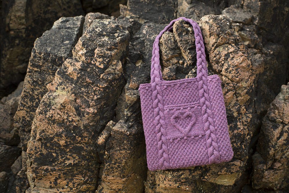 Heart Bag patterncard kit by Alice Starmore in Wild Orchid Hebridean 3 Ply pure British wool hand knitting yarn