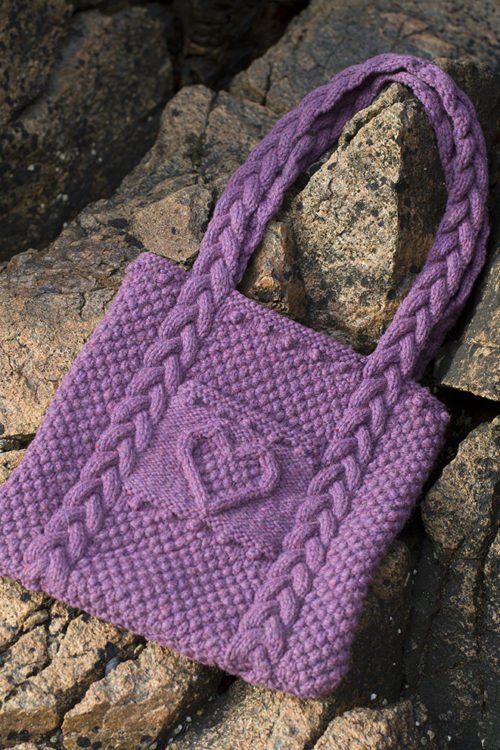 Heart Bag patterncard kit by Alice Starmore in Wild Orchid Hebridean 3 Ply pure British wool hand knitting yarn