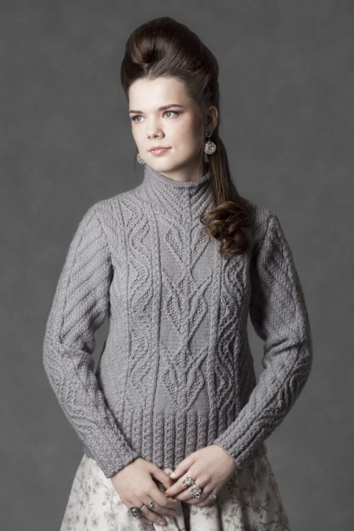 Anne of Cleves hand knitwear design by Jade Starmore from the book Tudor Roses