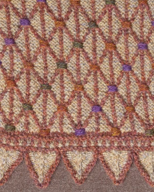 Colour examples for Jane Seymour by Alice Starmore from the book Tudor Roses