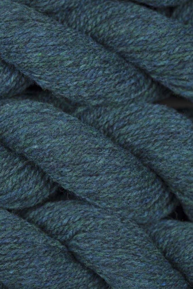 Alice Starmore Hebridean 2 Ply pure new British wool hand knitting Yarn in Lapwing colour