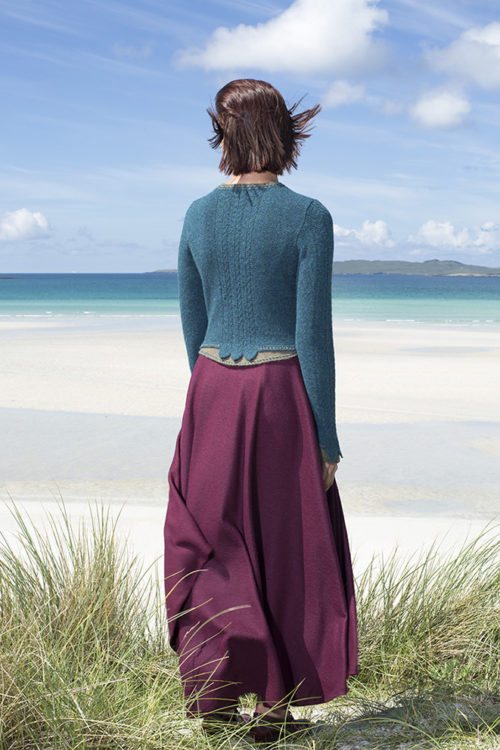The Lapwing hand knitwear design by Alice Starmore from the book Glamourie