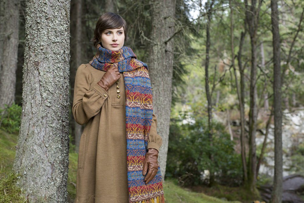 Leo Scarf patterncard kit by Jade Starmore in Hebridean 2 Ply pure British wool hand knitting yarn