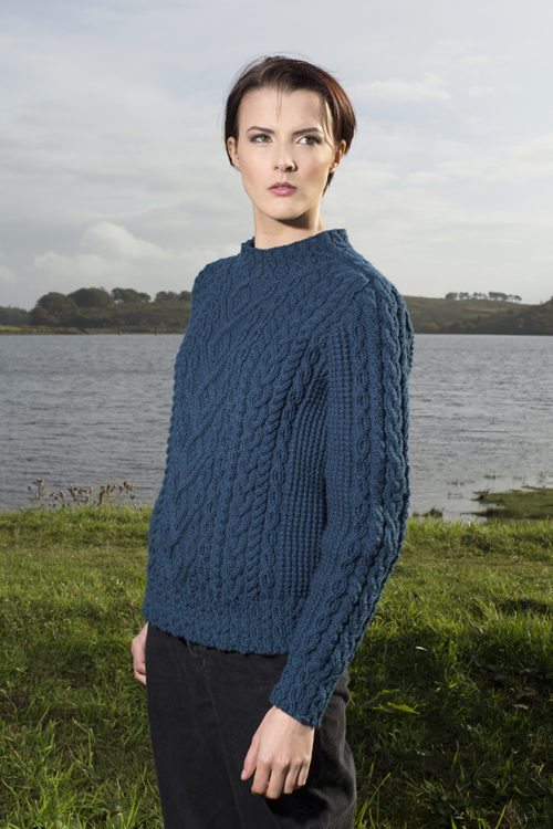 Malin patterncard kit by Alice Starmore in Bainin pure British wool hand knitting yarn