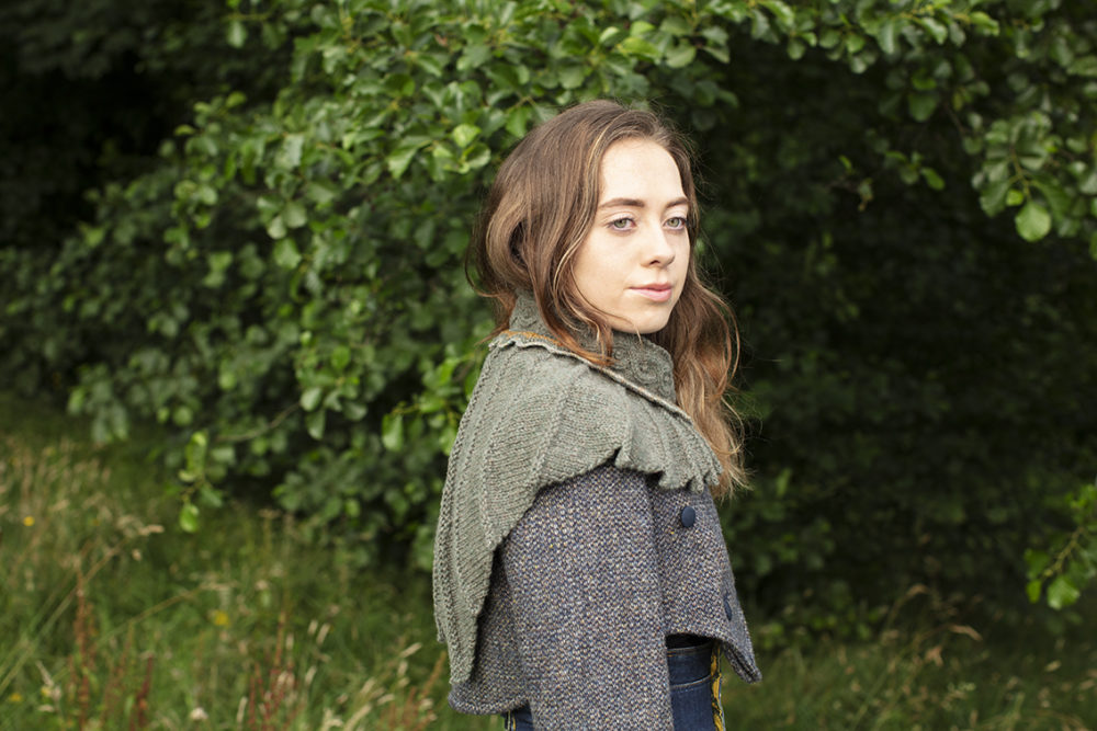 Eagle wrap in small length from the book Glamourie by Alice Starmore
