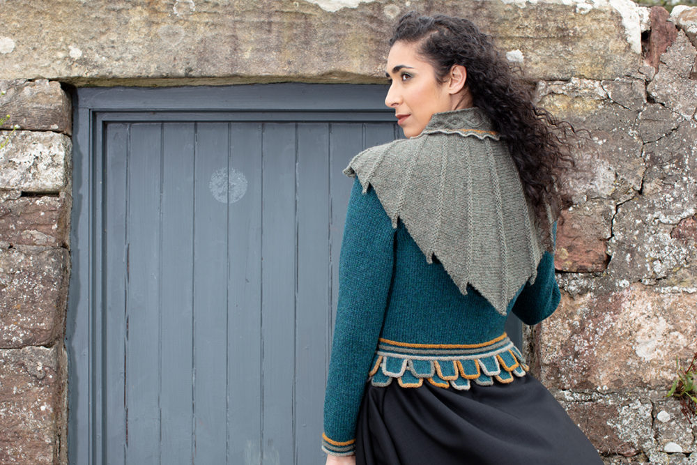 Eagle wrap in small length from the book Glamourie by Alice Starmore and Mol Eire patterncard kit design by Jade Starmore