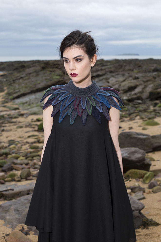 Dark Raven Collar hand knitting design from Glamourie by Alice Starmore