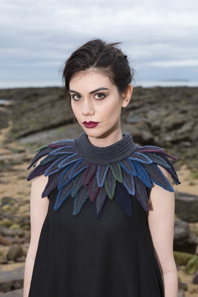 Dark Raven Collar hand knitting design from Glamourie by Alice Starmore