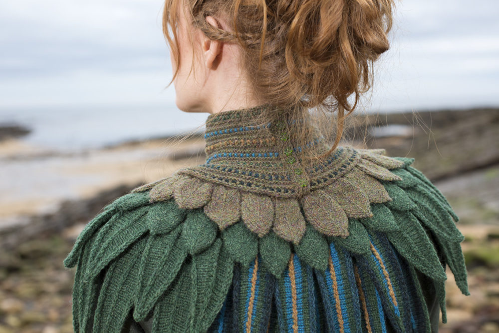 Lapwing Hybrid Collar hand knitting design from Glamourie by Alice Starmore