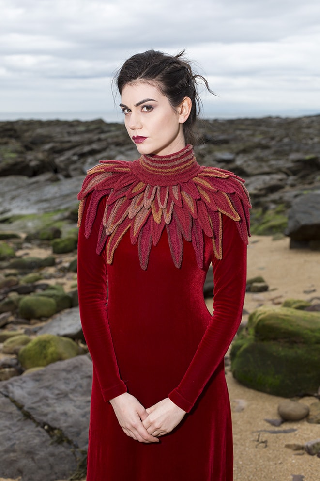 Red Raven Collar hand knitting design from Glamourie by Alice Starmore