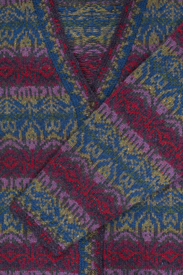 Laleli patterncard knitwear design by Jade Starmore in pure wool Hebridean 2 Ply hand knitting yarn