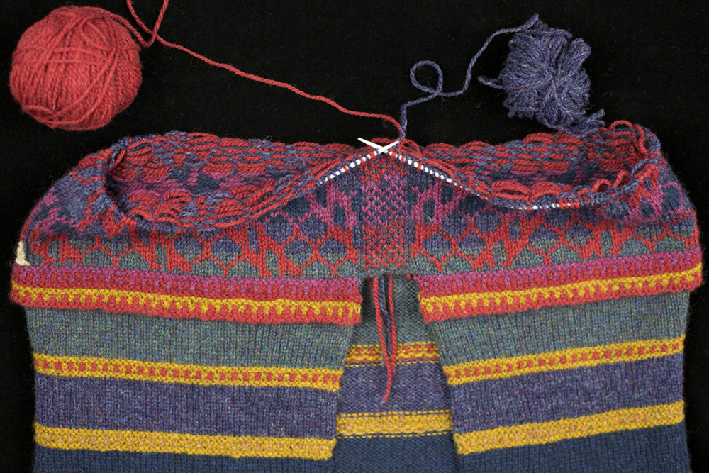 The Damselfly cardigan from Glamourie by Alice Starmore in progress
