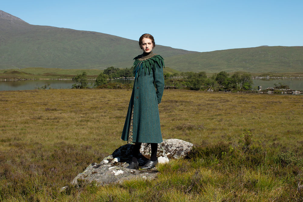 Lapwing Collar patterncard knitwear design by Alice Starmore in pure wool Hebridean 2 Ply hand knitting yarn