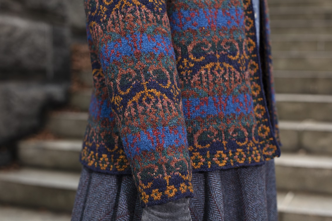 Glenesk cardigan patterncard knitwear design by Jade Starmore in pure wool Hebridean 2 Ply hand knitting yarn