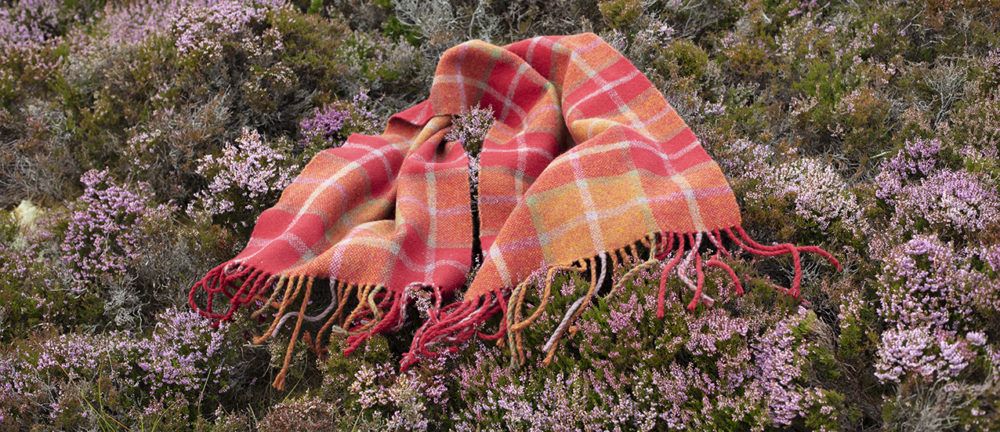 Woven scarf in Alice Starmore pure wool Hebridean Yarn