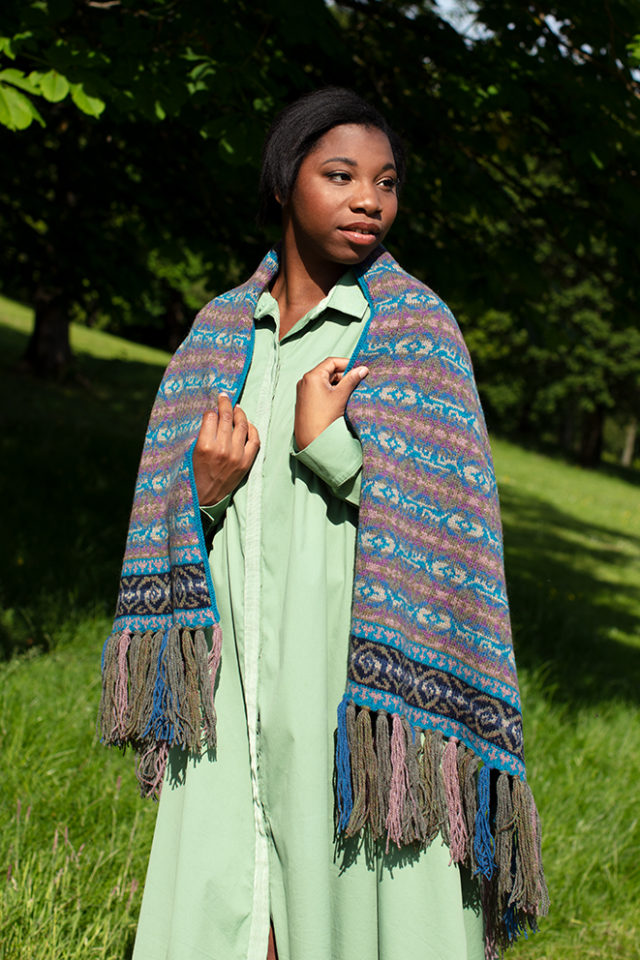 Arabesque hand knitwear design by Jade Starmore from the book A Collector's Item