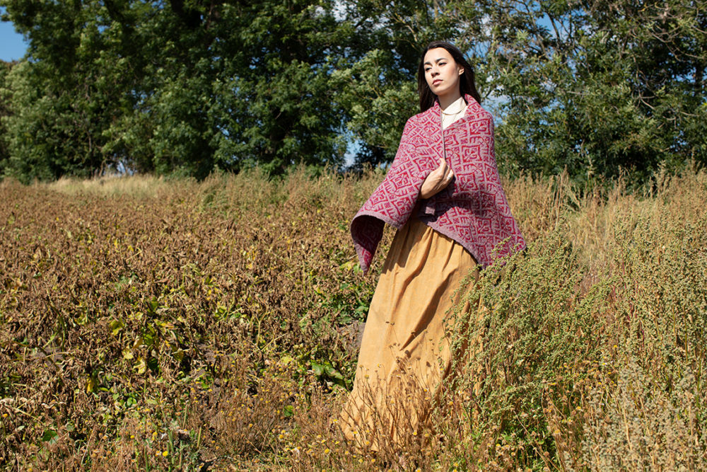 Elizabethan Wrap hand knitwear design from the book A Collector's Item by Jade Starmore