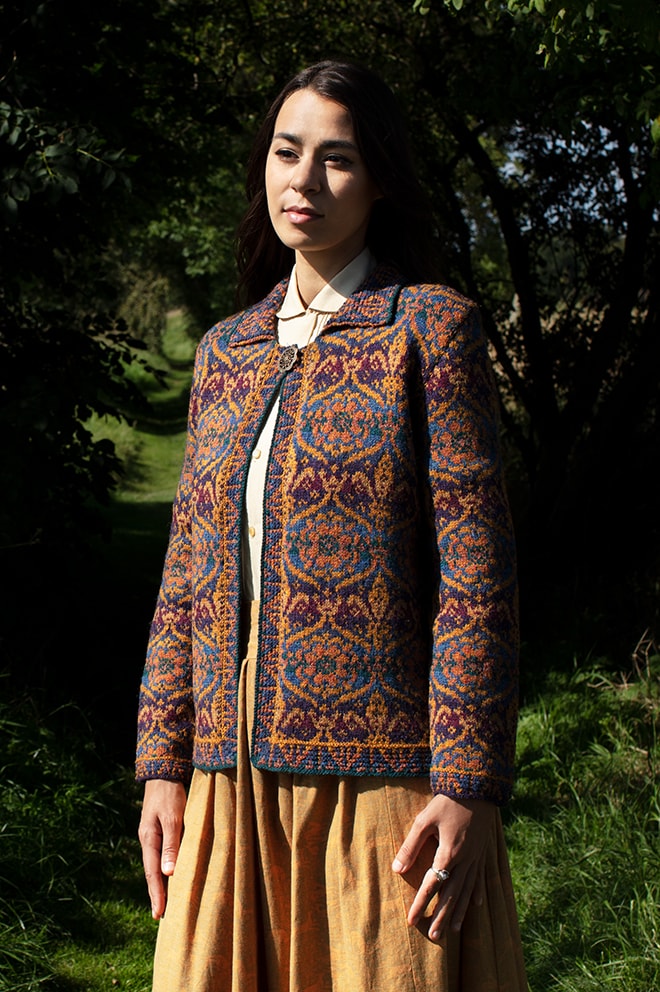 Mary Tudor hand knitwear design from the book Tudor Roses by Alice Starmore