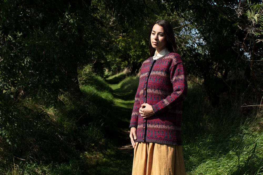 Alba patterncard knitwear design by Alice Starmore in pure wool Hebridean 2 Ply hand knitting yarn