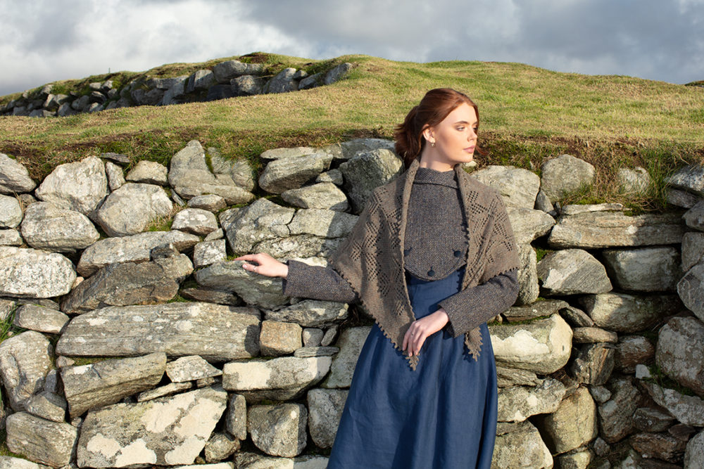 Sulaire Shawl patterncard kit design by Alice Starmore in Hiort yarn
