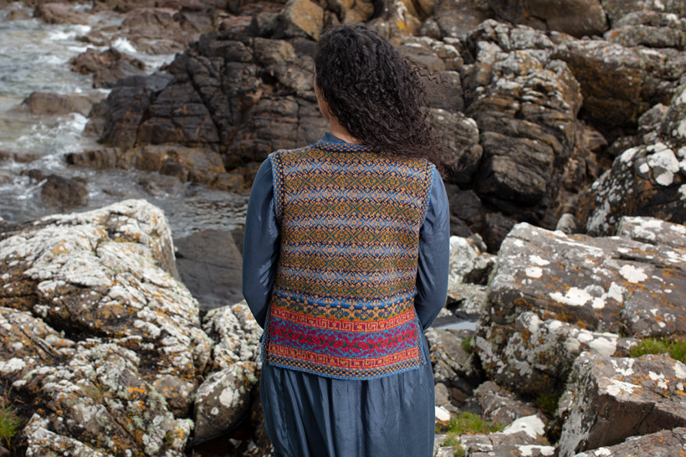 Grant Avenue patterncard kit design by Alice Starmore in Hebridean 2 Ply yarn