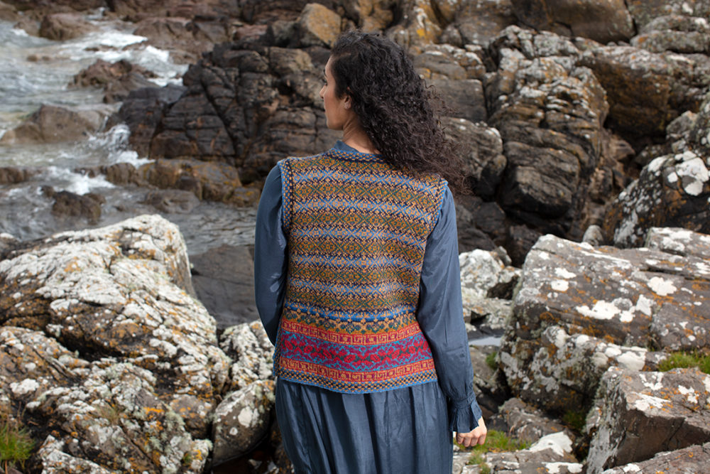 Grant Avenue patterncard kit design by Alice Starmore in Hebridean 2 Ply yarn