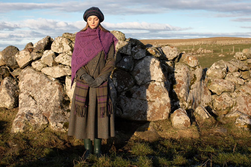 Cluaran patterncard kit design by Alice Starmore in Hebridean 2 Ply yarn