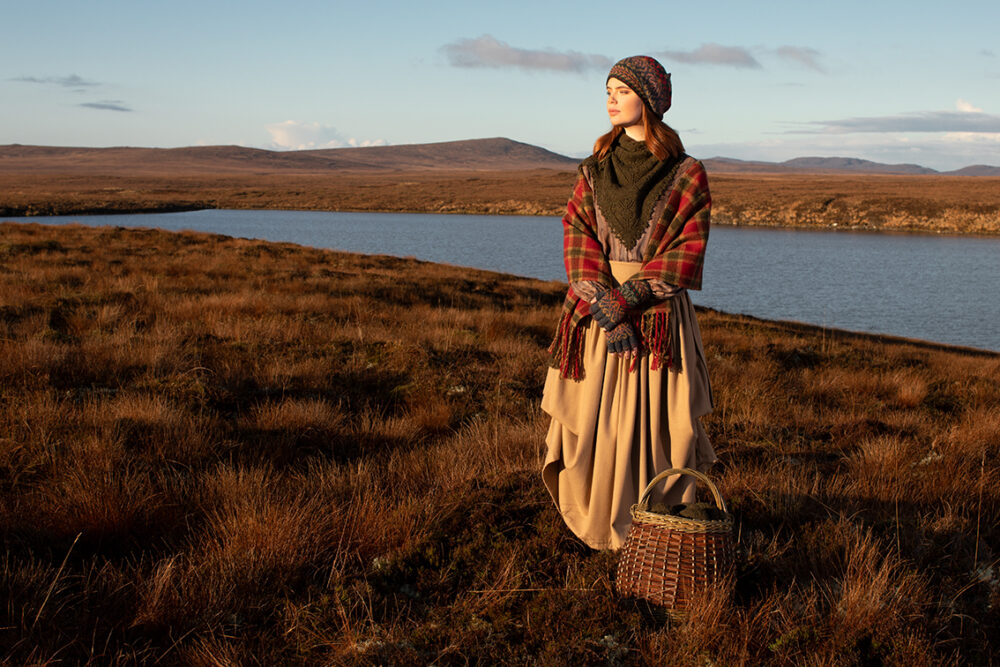 Cluaran patterncard kit design by Alice Starmore in Hebridean 2 Ply yarn