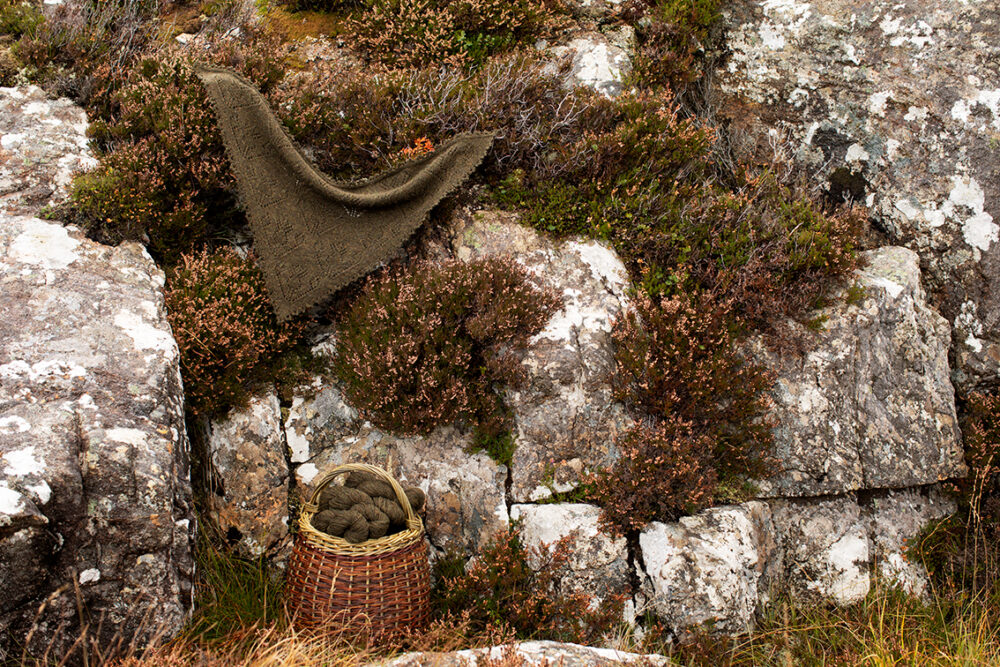 Alice Starmore 2 Ply Hebridean hand knitting yarn in Glen