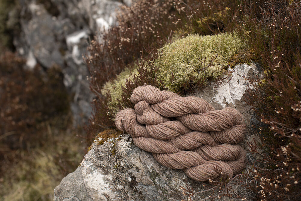 Alice Starmore 2 Ply Hebridean hand knitting yarn in Fulmar