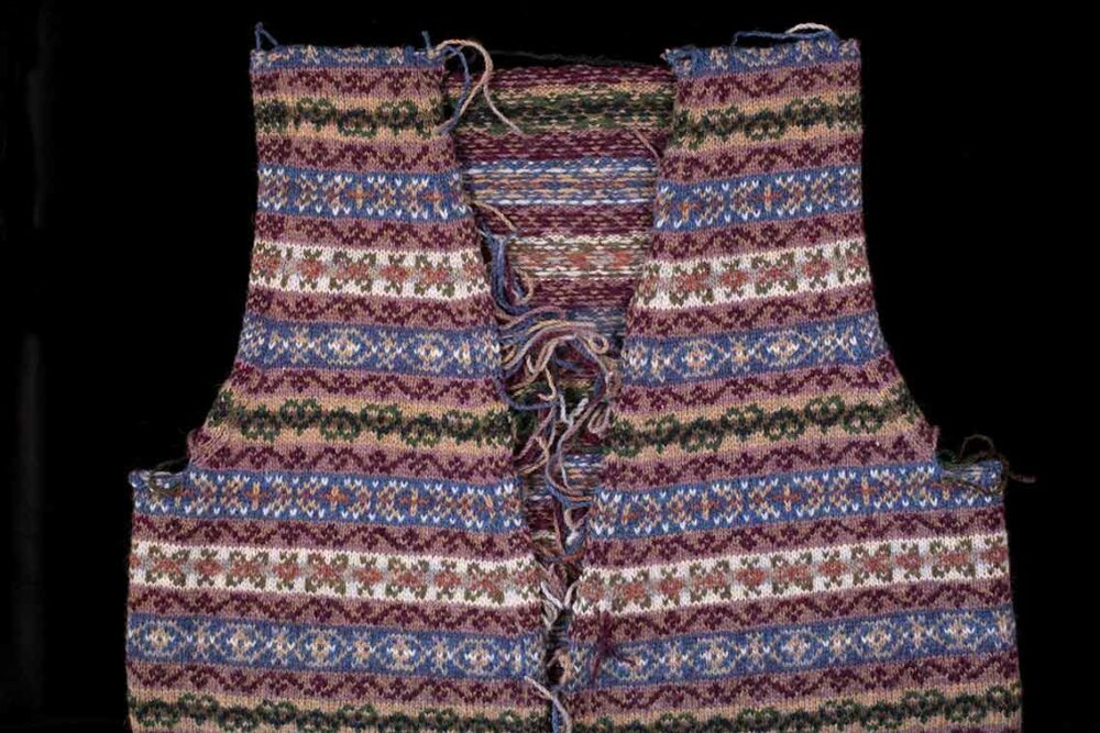 Peigi Vest patterncard kit design by Alice Starmore in Hebridean 2 Ply yarn