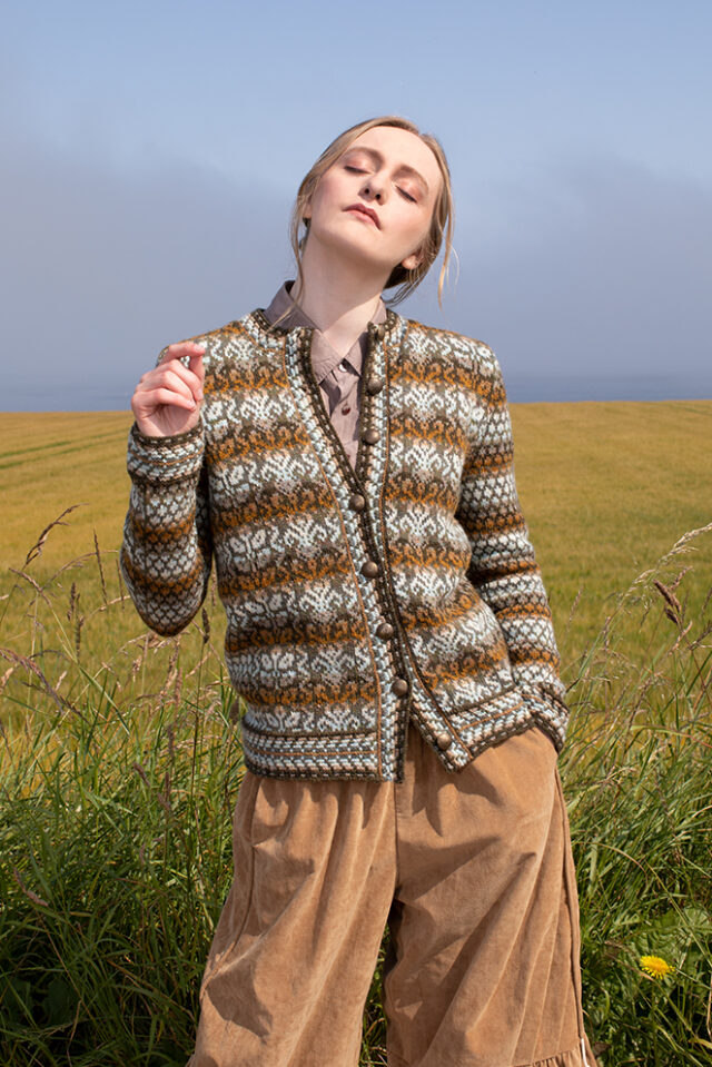 White Jacobite Rose patterncard kit design by Alice Starmore in Hebridean 2 Ply yarn