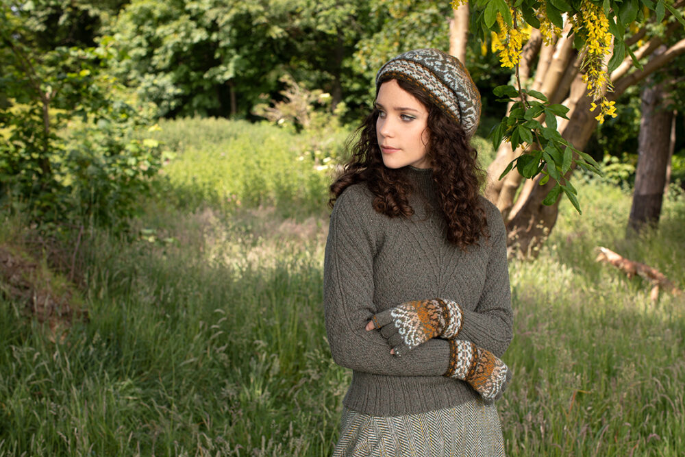 White Jacobite Rose patterncard kit design by Alice Starmore in Hebridean 2 Ply yarn