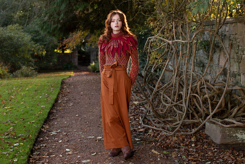 Ruffled Raven Collar patterncard kit design by Alice Starmore in Hebridean 2 Ply yarn