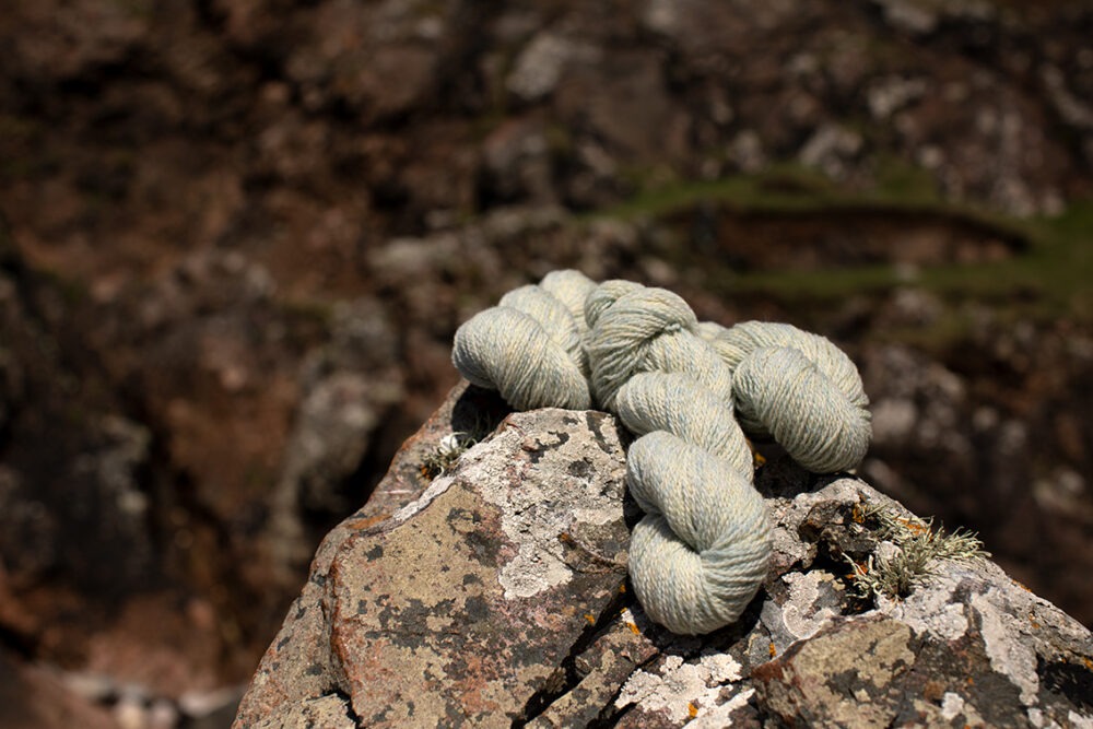 Alice Starmore 2 Ply Hebridean hand knitting yarn in Solan Goose