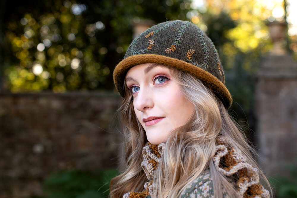 Alice Starmore at Virtual Yarns Creative Course No.1 - Knitting, Felting & Embroidery