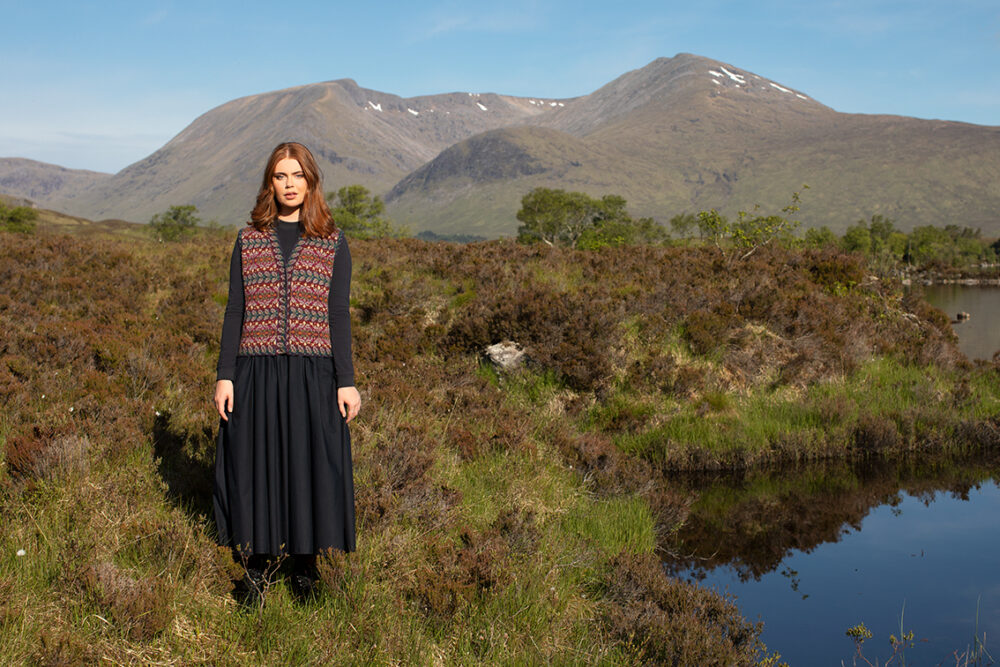 Flora patterncard kit design by Alice Starmore in Hebridean 2 Ply yarn