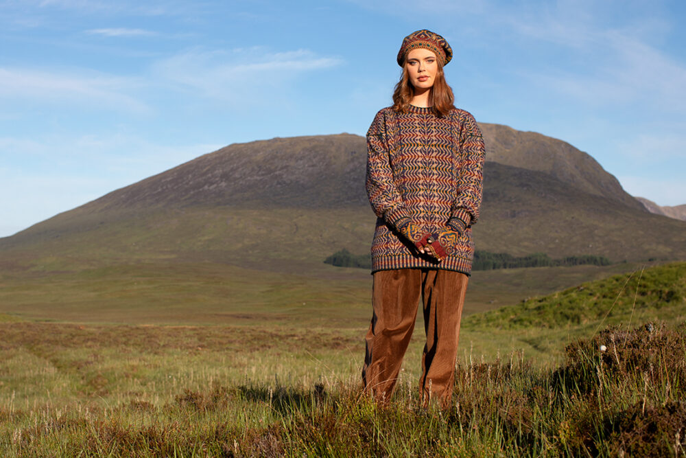 Selkie Pullover patterncard kit design by Alice Starmore in Hebridean 2 Ply yarn