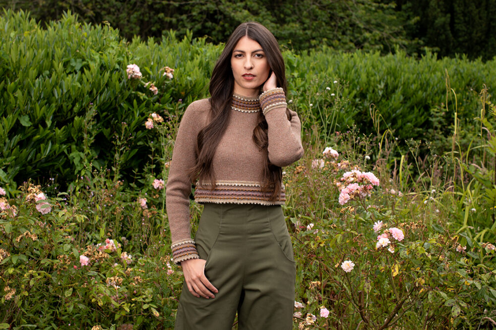 The Otter hand knitwear design by Jade Starmore from the book Glamourie