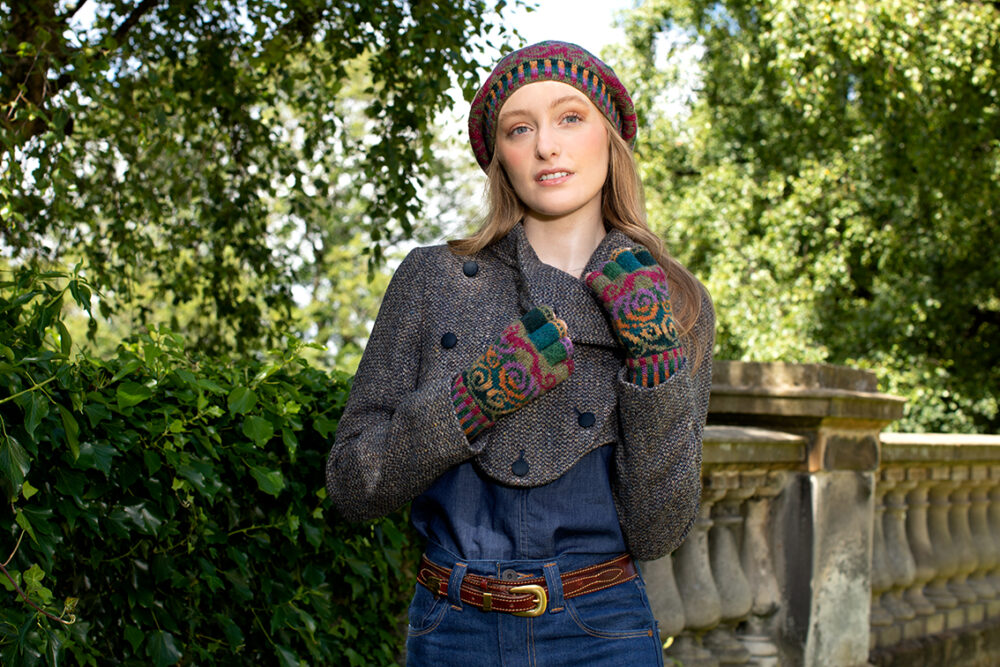 Firebirds Hat Set patterncard kit design by Jade Starmore in Hebridean 2 Ply yarn