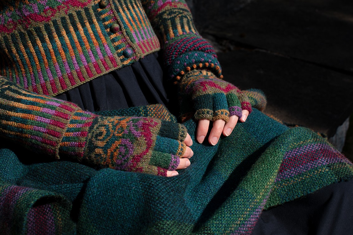 Alice Starmore Scottish Hand Knitwear Yarns and Designs